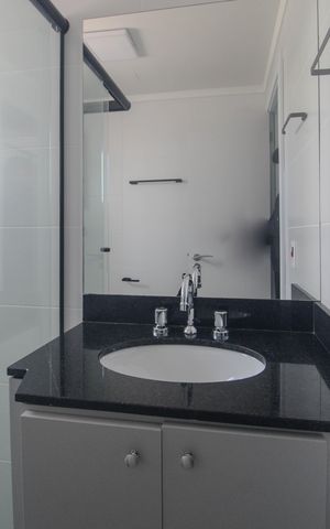 Studio para alugar com 30m², 1 quarto e 1 vaga Studio para alugar com 30m², 1 quarto e 1 vagaBanheiro