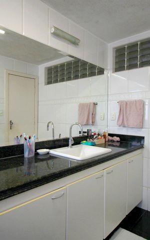 Apartamento para alugar com 140m², 4 quartos e 2 vagasBanheiro Social