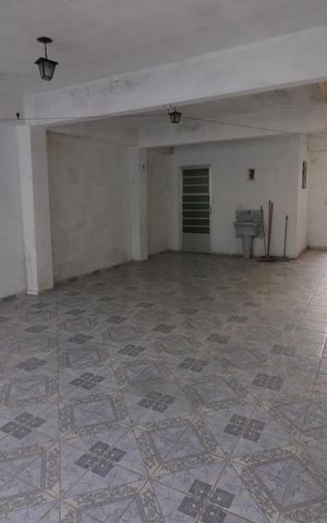 Casa para alugar com 250m², 2 quartos e 3 vagasÁrea de Serviço