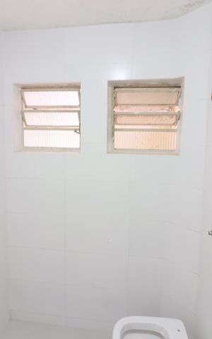 Casa para alugar com 250m², 2 quartos e 3 vagasBanheiro 2
