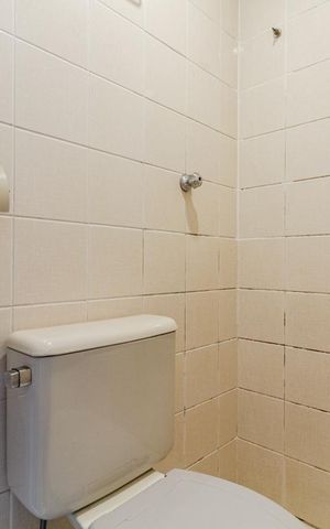 Apartamento para alugar com 85m², 3 quartos e 2 vagasBanheiro de Serviço