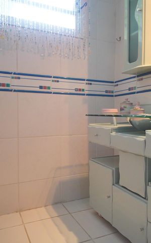 Casa à venda com 280m², 6 quartos e 2 vagasBanheiro da Suíte 2