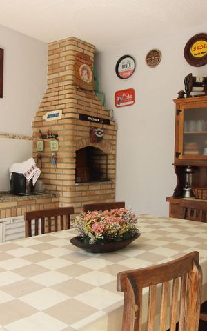 Casa para alugar com 220m², 4 quartos e 3 vagasEspaço Gourmet