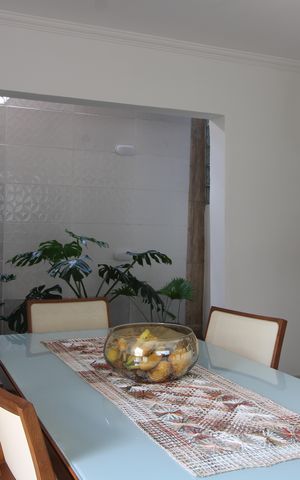 Casa para alugar com 220m², 4 quartos e 3 vagasCozinha