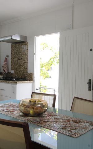 Casa para alugar com 220m², 4 quartos e 3 vagasCozinha