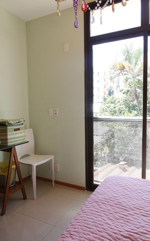 Casa de condomínio à venda com 140m², 4 quartos e 2 vagasSuíte 1