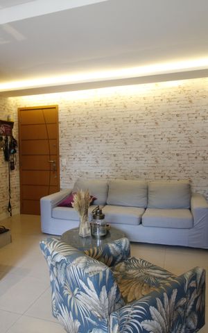 Casa de condomínio à venda com 140m², 4 quartos e 2 vagasSala