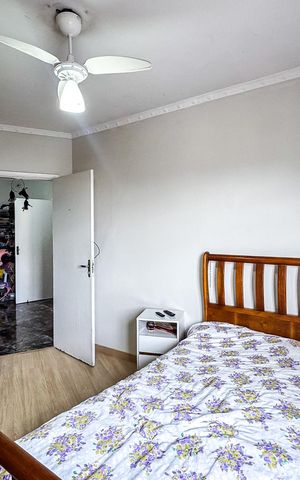 Apartamento à venda com 156m², 3 quartos e 2 vagas Apartamento à venda com 156m², 3 quartos e 2 vagasQuarto 2
