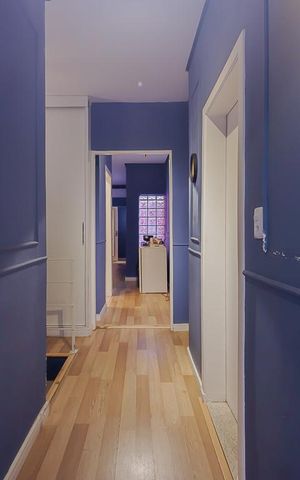 Casa à venda com 275m², 3 quartos e 2 vagasCorredor