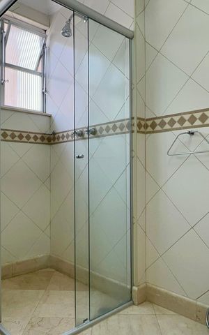 Apartamento à venda com 157m², 3 quartos e 1 vagaBanheiro social 2