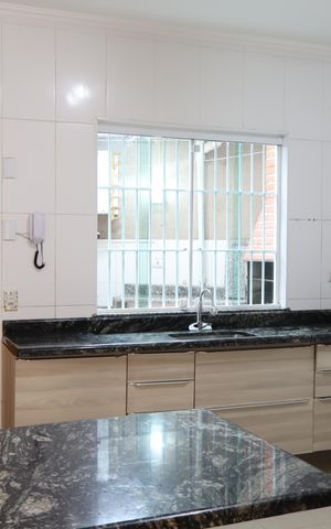 Casa à venda com 120m², 1 quarto e 2 vagasCozinha