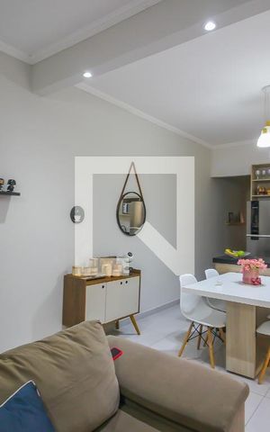 Casa à venda com 70m², 2 quartos e 2 vagas