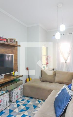 Casa à venda com 70m², 2 quartos e 2 vagas