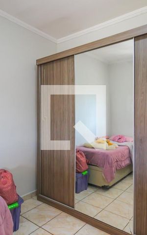 Casa à venda com 70m², 2 quartos e 2 vagas
