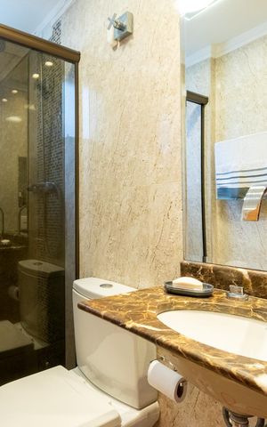 Apartamento à venda com 55m², 2 quartos e 1 vaga Apartamento à venda com 55m², 2 quartos e 1 vagaBanheiro