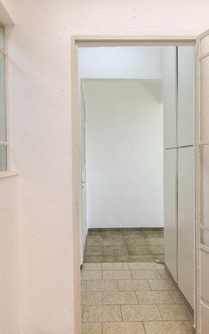 Casa à venda com 90m², 2 quartos e 2 vagas Casa à venda com 90m², 2 quartos e 2 vagasQuintal