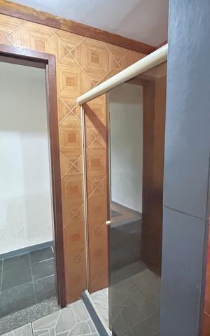 Casa para alugar com 65m², 2 quartos e sem vagaBanheiro