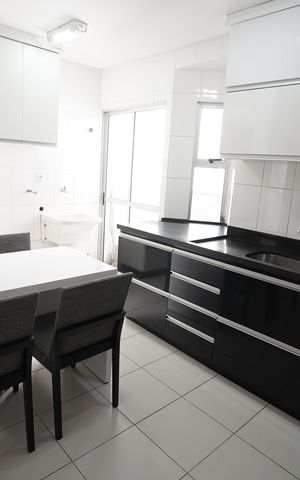 Apartamento para alugar com 119m², 4 quartos e 3 vagas Apartamento para alugar com 119m², 4 quartos e 3 vagasCozinha