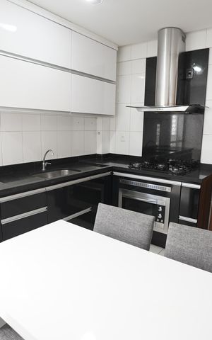 Apartamento para alugar com 119m², 4 quartos e 3 vagas Apartamento para alugar com 119m², 4 quartos e 3 vagasCozinha