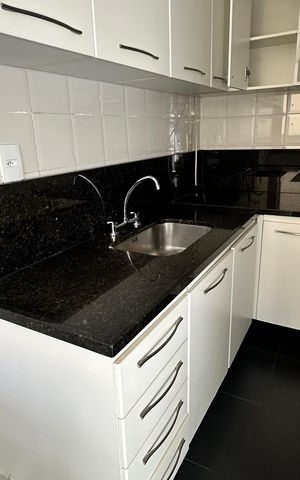 Apartamento à venda com 100m², 3 quartos e 2 vagas Apartamento à venda com 100m², 3 quartos e 2 vagasCozinha
