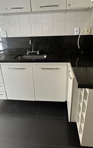 Apartamento à venda com 100m², 3 quartos e 2 vagas Apartamento à venda com 100m², 3 quartos e 2 vagasCozinha