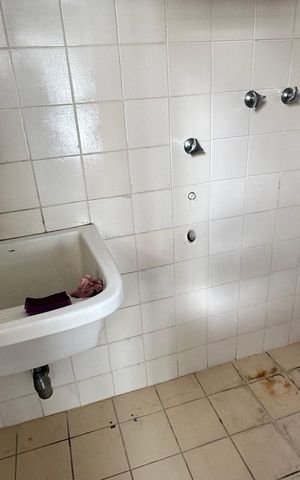 Apartamento à venda com 100m², 3 quartos e 2 vagas Apartamento à venda com 100m², 3 quartos e 2 vagasÁrea de Serviço