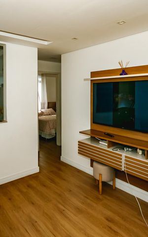 Apartamento à venda com 112m², 2 quartos e 2 vagasSala