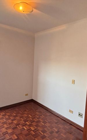 Apartamento à venda com 140m², 3 quartos e 2 vagas Apartamento à venda com 140m², 3 quartos e 2 vagasQuarto 2