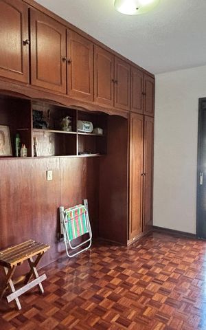 Apartamento à venda com 140m², 3 quartos e 2 vagas Apartamento à venda com 140m², 3 quartos e 2 vagasQuarto 1