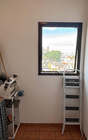 Apartamento à venda com 140m², 3 quartos e 2 vagas Apartamento à venda com 140m², 3 quartos e 2 vagasQuarto da Área de Serviço