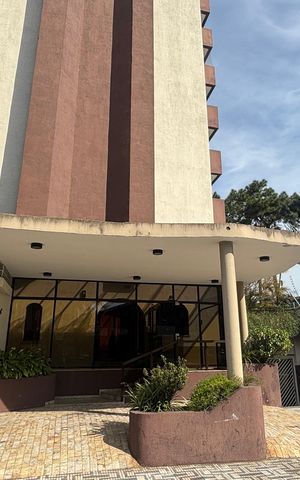 Apartamento à venda com 140m², 3 quartos e 2 vagas Apartamento à venda com 140m², 3 quartos e 2 vagasFachada