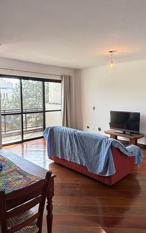 Apartamento à venda com 140m², 3 quartos e 2 vagas Apartamento à venda com 140m², 3 quartos e 2 vagasSala