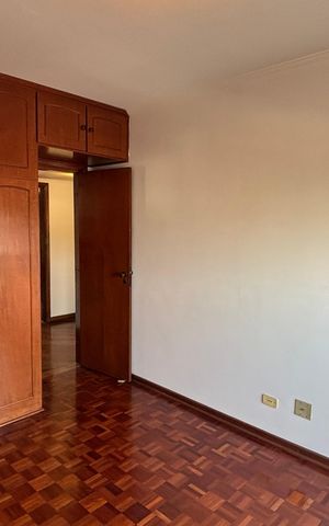 Apartamento à venda com 140m², 3 quartos e 2 vagas Apartamento à venda com 140m², 3 quartos e 2 vagasQuarto 2