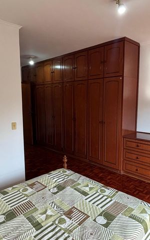 Apartamento à venda com 140m², 3 quartos e 2 vagas Apartamento à venda com 140m², 3 quartos e 2 vagasSuite