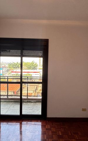 Apartamento à venda com 140m², 3 quartos e 2 vagas Apartamento à venda com 140m², 3 quartos e 2 vagasQuarto 2