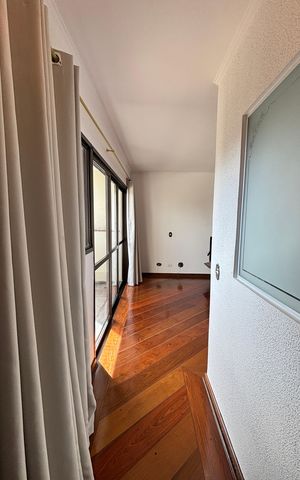 Apartamento à venda com 140m², 3 quartos e 2 vagas Apartamento à venda com 140m², 3 quartos e 2 vagasSala