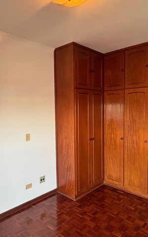 Apartamento à venda com 140m², 3 quartos e 2 vagas Apartamento à venda com 140m², 3 quartos e 2 vagasQuarto 2