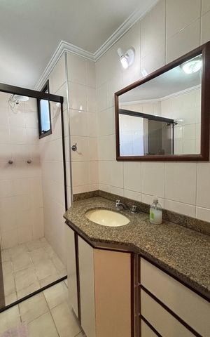 Apartamento à venda com 140m², 3 quartos e 2 vagas Apartamento à venda com 140m², 3 quartos e 2 vagasBanheiro