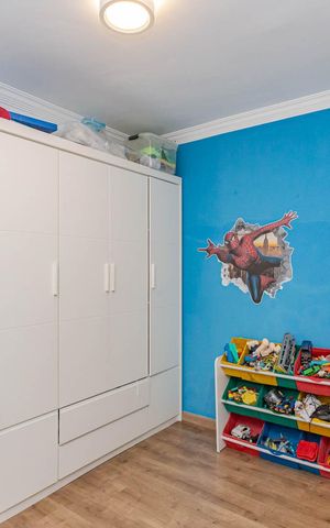 Casa à venda com 150m², 3 quartos e 3 vagasSuíte 2