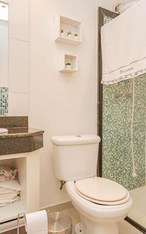 Casa à venda com 150m², 3 quartos e 3 vagasBanheiro da Suíte 2