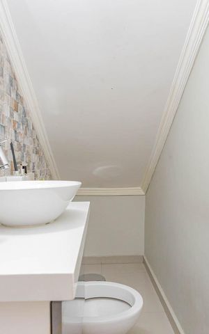 Casa à venda com 150m², 3 quartos e 3 vagasLavabo