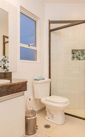 Casa à venda com 150m², 3 quartos e 3 vagasBanheiro da Suíte 1