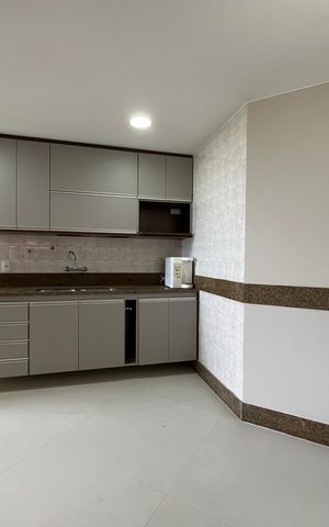 Apartamento para alugar com 198m², 3 quartos e 2 vagas Apartamento para alugar com 198m², 3 quartos e 2 vagasCozinha