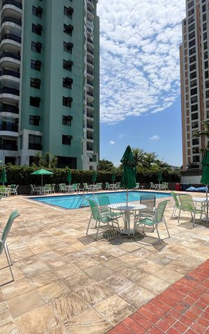 Apartamento para alugar com 198m², 3 quartos e 2 vagas Apartamento para alugar com 198m², 3 quartos e 2 vagasÁrea comum