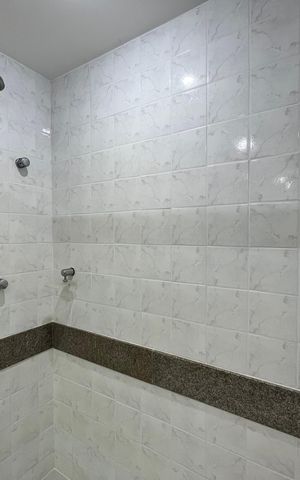 Apartamento para alugar com 198m², 3 quartos e 2 vagas Apartamento para alugar com 198m², 3 quartos e 2 vagasBanheiro Suíte