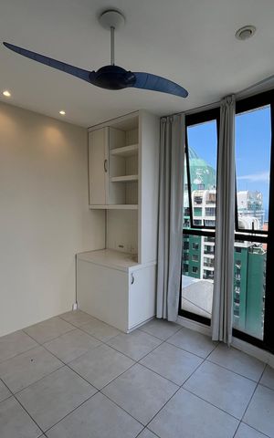 Apartamento para alugar com 198m², 3 quartos e 2 vagas Apartamento para alugar com 198m², 3 quartos e 2 vagasSuíte 3