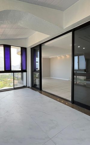 Apartamento para alugar com 198m², 3 quartos e 2 vagas Apartamento para alugar com 198m², 3 quartos e 2 vagasSala