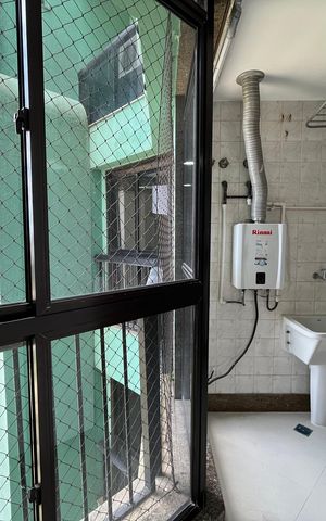 Apartamento para alugar com 198m², 3 quartos e 2 vagas Apartamento para alugar com 198m², 3 quartos e 2 vagasÁrea de serviço