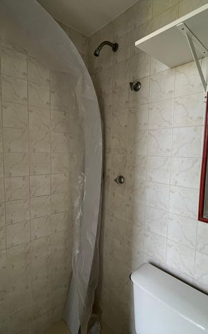 Apartamento para alugar com 198m², 3 quartos e 2 vagas Apartamento para alugar com 198m², 3 quartos e 2 vagasBanheiro de serviço
