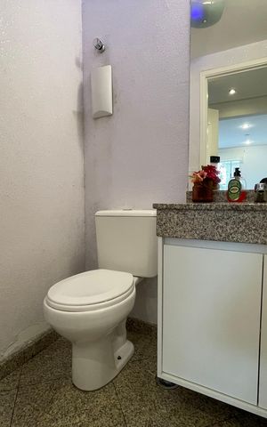 Apartamento à venda com 170m², 4 quartos e 3 vagas Apartamento à venda com 170m², 4 quartos e 3 vagasLavabo